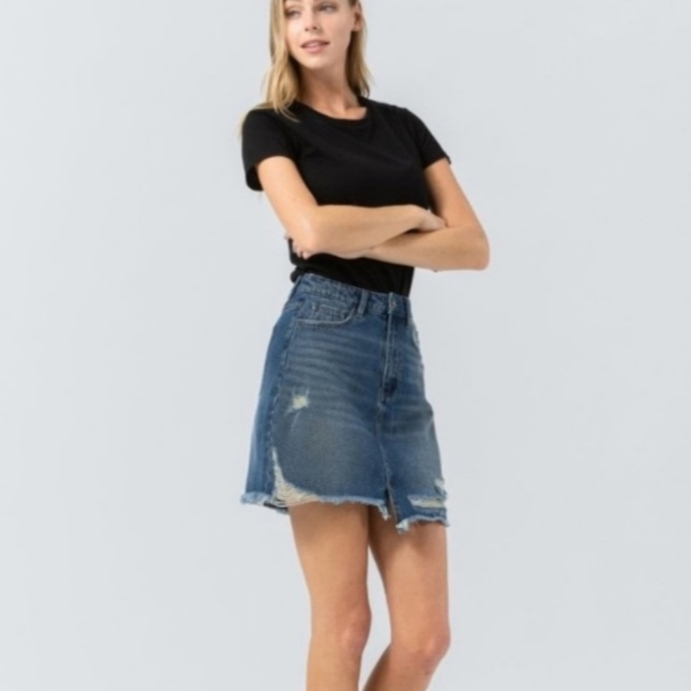 Vervet by Flying Monkey Claudia Distressed Denim Short Jean Skirt Small NEW NWT
